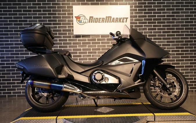 2015 Honda NM4