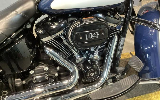 2019 Harley-Davidson® FLHCS - Heritage Classic 114