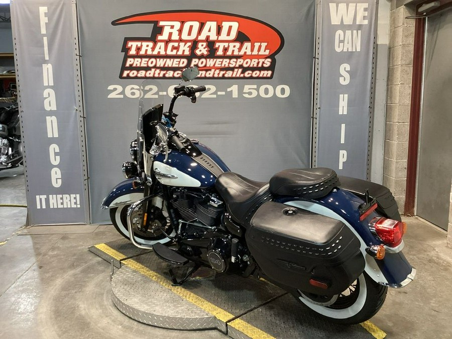 2019 Harley-Davidson® FLHCS - Heritage Classic 114