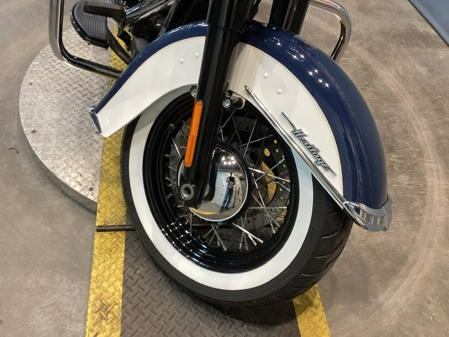 2019 Harley-Davidson® FLHCS - Heritage Classic 114