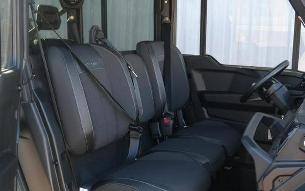 2026 Can-Am® Defender MAX Limited HD11