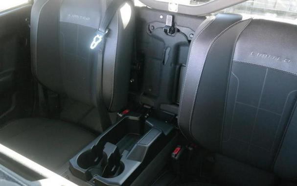 2026 Can-Am® Defender MAX Limited HD11