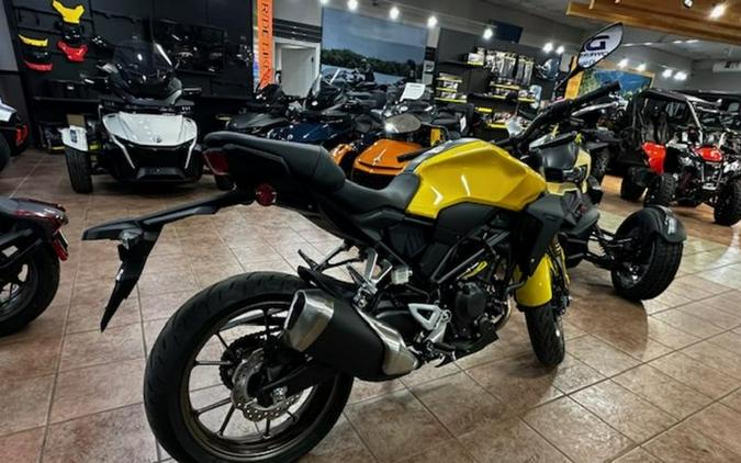 2026 Honda® CB300R