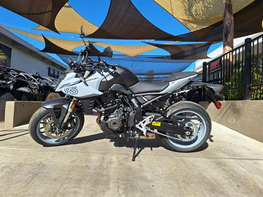 2024 Suzuki GSX-8S