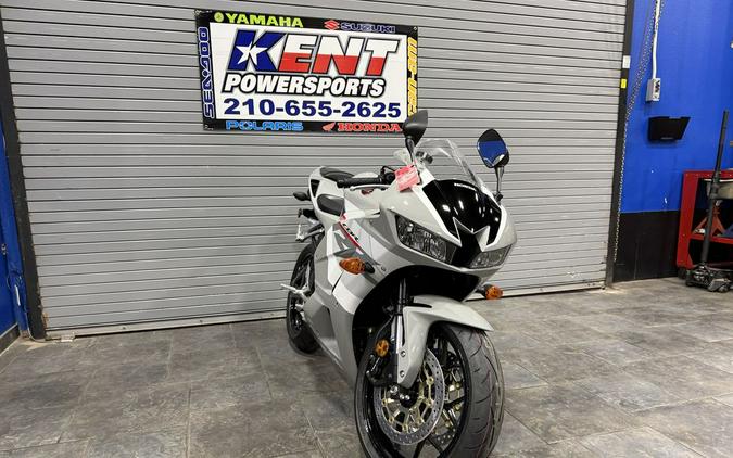 2026 Honda CBR600RR ABS