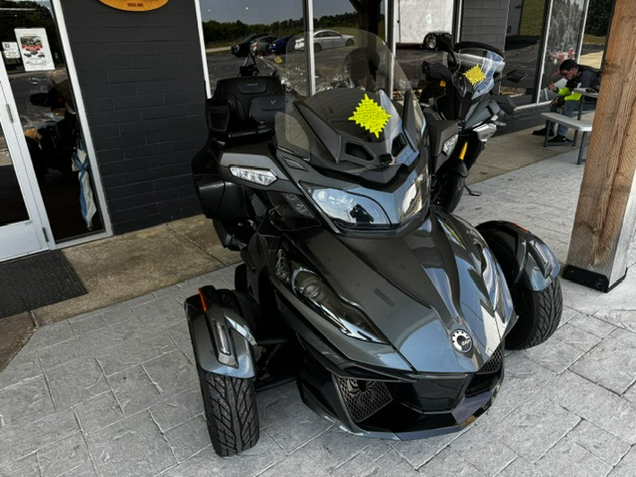 2018 Can-Am Spyder RT Base