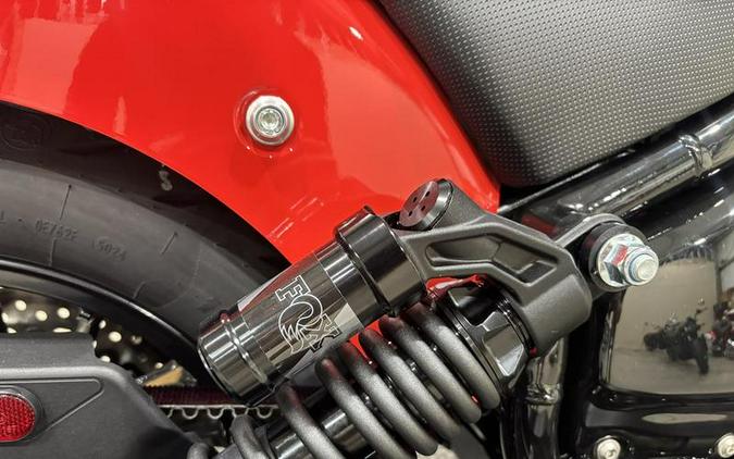 2026 Indian Motorcycle® Sport Chief Indy Red