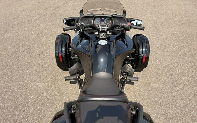 2016 Can-Am Spyder F3 T 6-Speed Semi-Automatic (SE6)