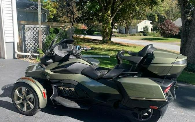 2021 Can-Am Spyder RT Sea To Sky