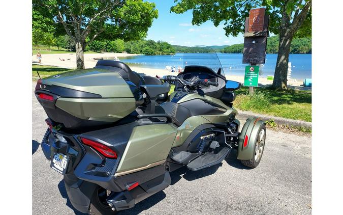 2021 Can-Am Spyder RT Sea To Sky