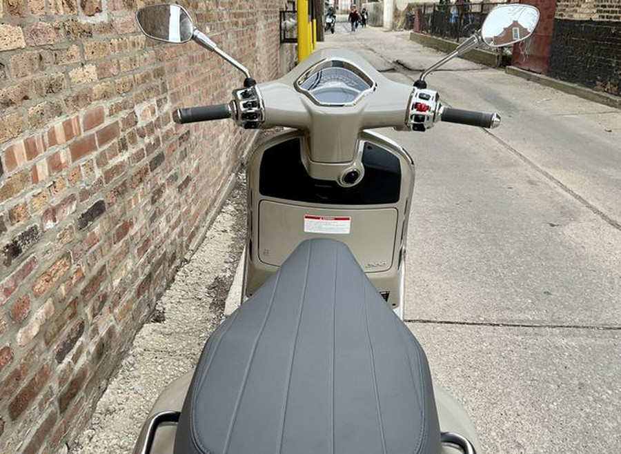 2023 Vespa GTS 300