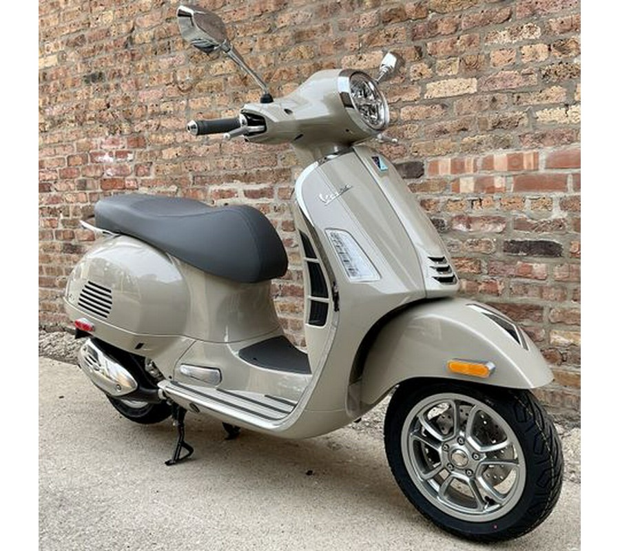 2023 Vespa GTS 300