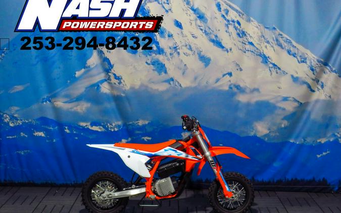 2024 KTM SX-E 3