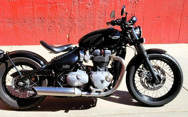 2017 Triumph Bonneville Bobber Jet Black