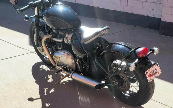 2017 Triumph Bonneville Bobber Jet Black