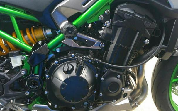2025 Kawasaki Z900 SE ABS