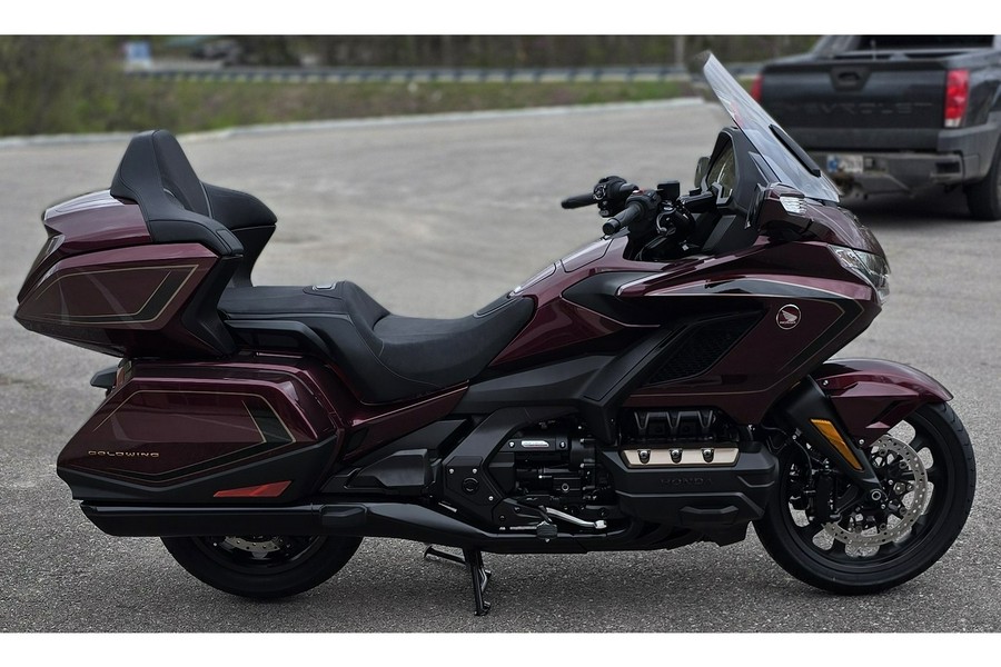 2025 GOLDWING TOUR DCT 50th Anniversary - Honda
