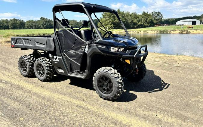2026 Can-Am® Defender PRO XT HD10