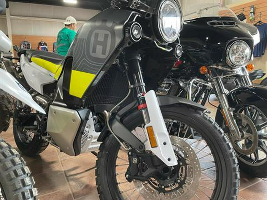 2023 Husqvarna Norden 901