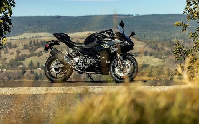 2024 Kawasaki Ninja 500 Review [14 Fast Facts]