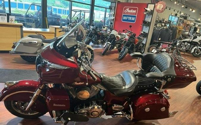 2017 Indian Motorcycle® Roadmaster® Burgundy Metallic