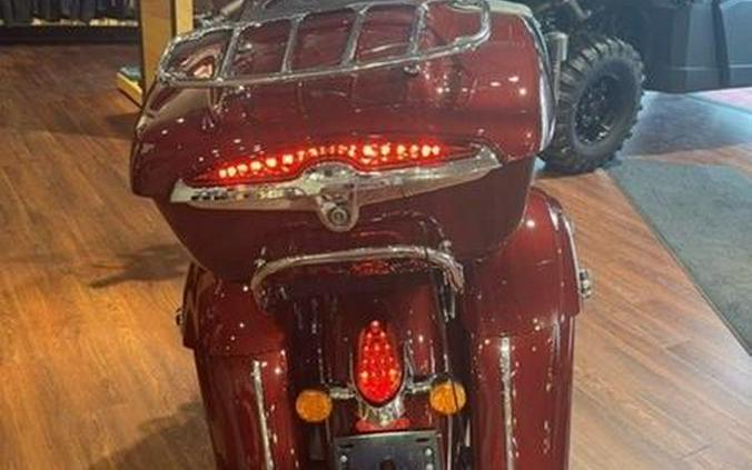 2017 Indian Motorcycle® Roadmaster® Burgundy Metallic