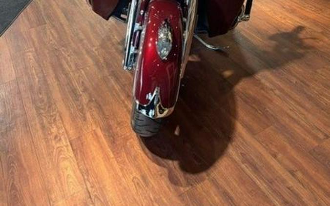 2017 Indian Motorcycle® Roadmaster® Burgundy Metallic