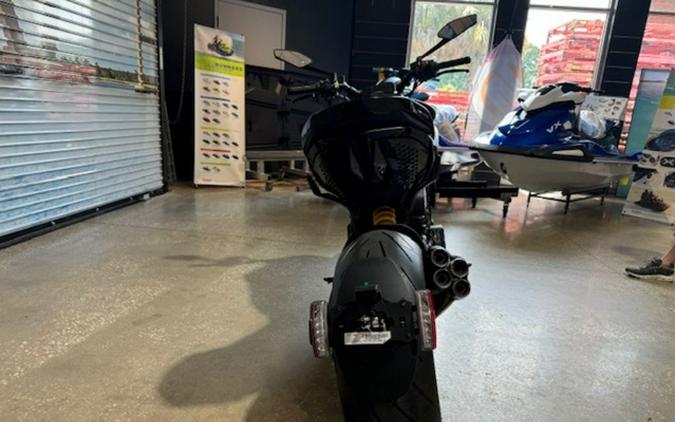 2024 Ducati Diavel V4 Black