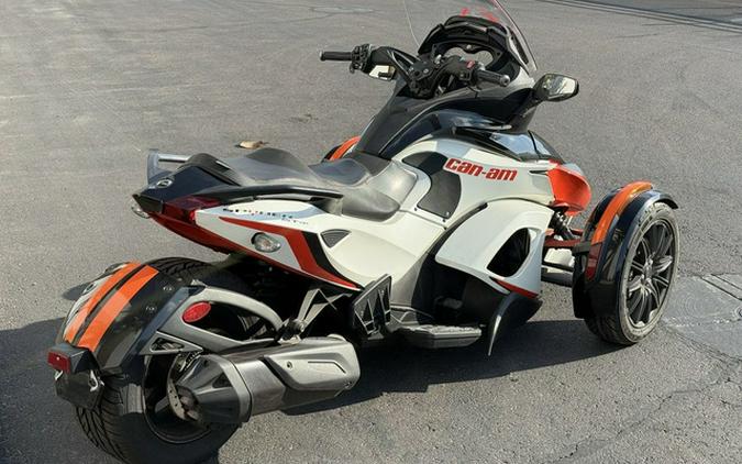 2015 Spyder ST Limited 5 Speed Semi-Automatic (SE5)