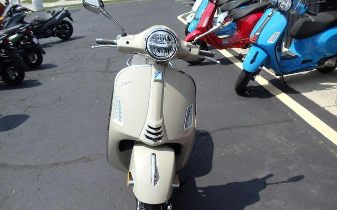2025 Vespa GTS 310 Super