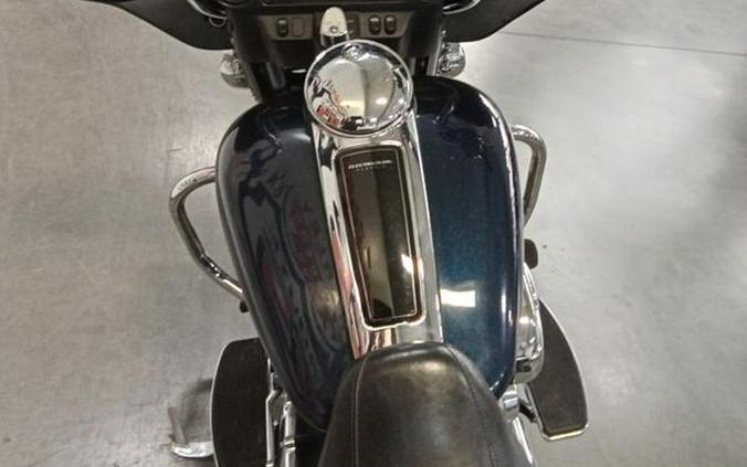 2013 Harley-Davidson® FLHTC - Electra Glide® Classic