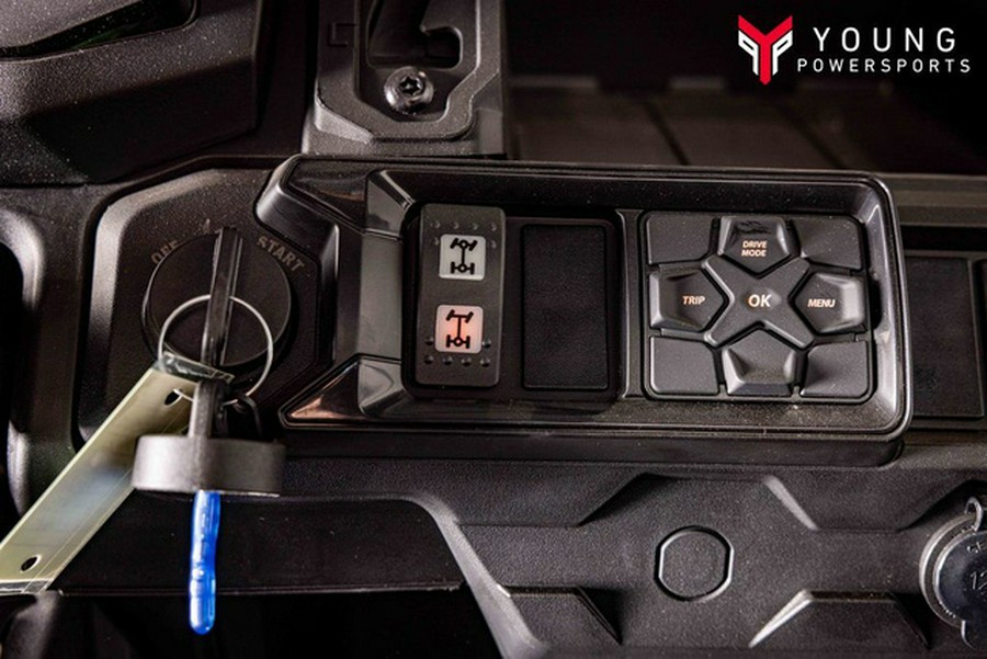 2026 Can-Am Defender 6X6 XT HD10