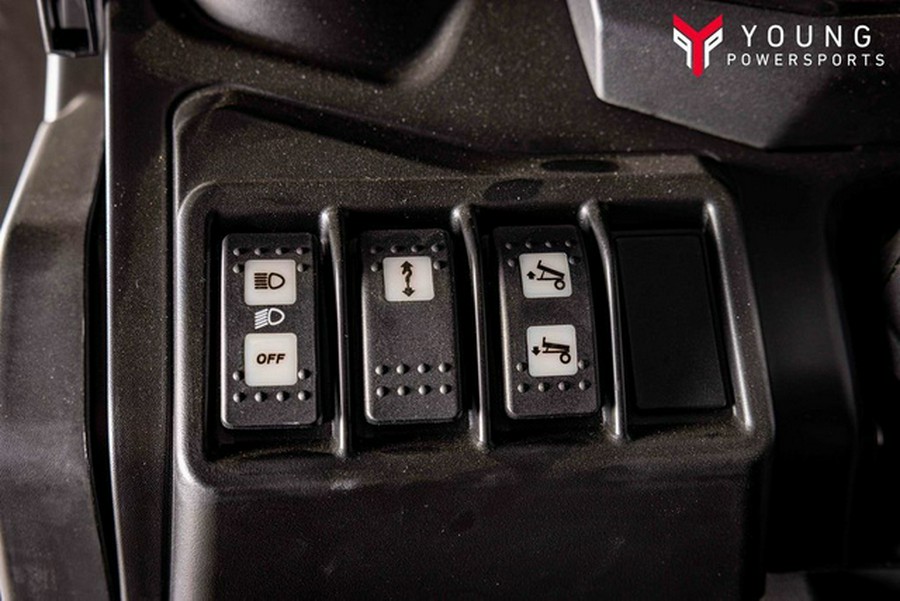 2026 Can-Am Defender 6X6 XT HD10