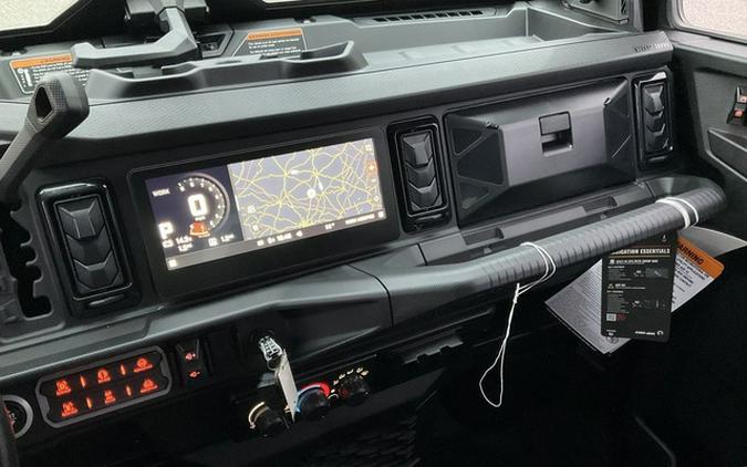 2026 Can-Am Defender MAX Limited HD11