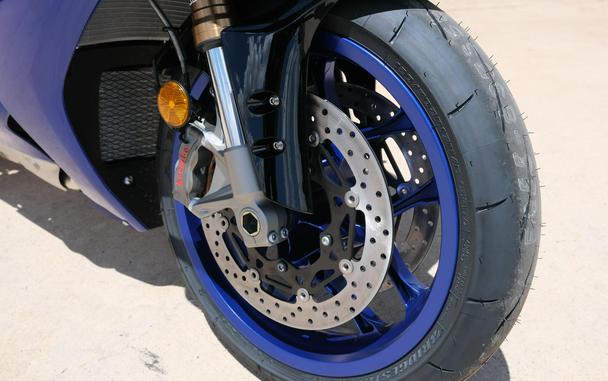 2026 YAMAHA YZF-R1