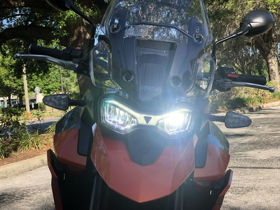 2023 Triumph Tiger 850 Sport Graphite/Baja Orange