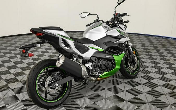 2024 Kawasaki Z7 Hybrid ABS