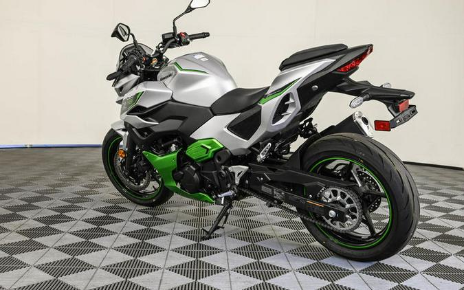 2024 Kawasaki Z7 Hybrid ABS