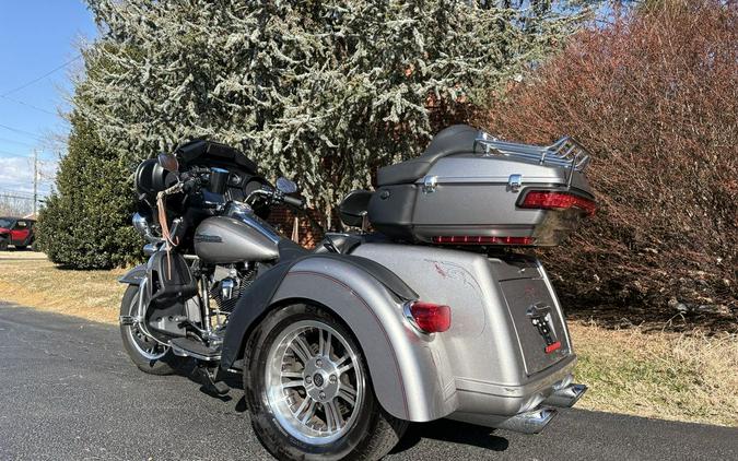2016 Harley-Davidson® FLHTCUTG - Tri Glide® Ultra