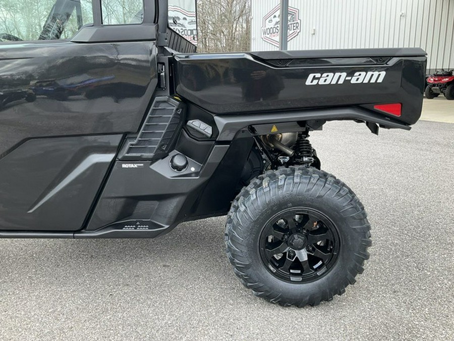 2026 Can-Am Defender XT CAB HD11