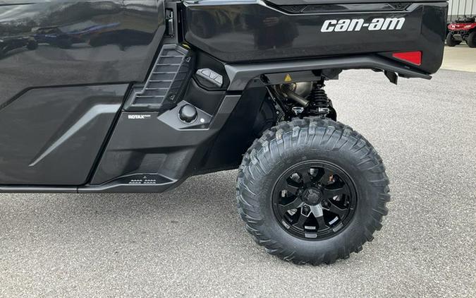 2026 Can-Am Defender XT CAB HD11