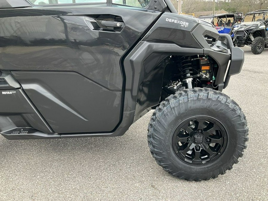 2026 Can-Am Defender XT CAB HD11