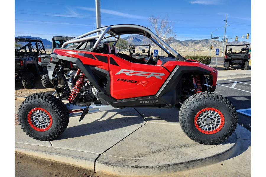 2026 Polaris RZR PRO R ULTIMATE - INDY RED Ultimate