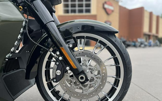 2026 Harley-Davidson® FLHLT Street Glide 3 Limited OLIV STL MTL/BLK