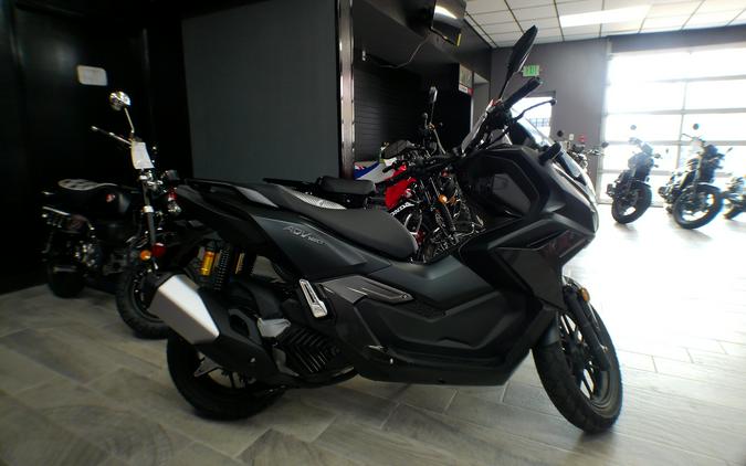 2027 ADV160 - Honda