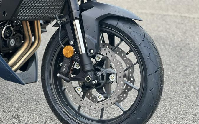 2026 Honda CB750 Hornet E-Clutch