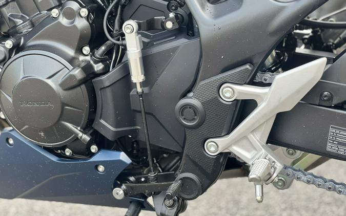 2026 Honda CB750 Hornet E-Clutch
