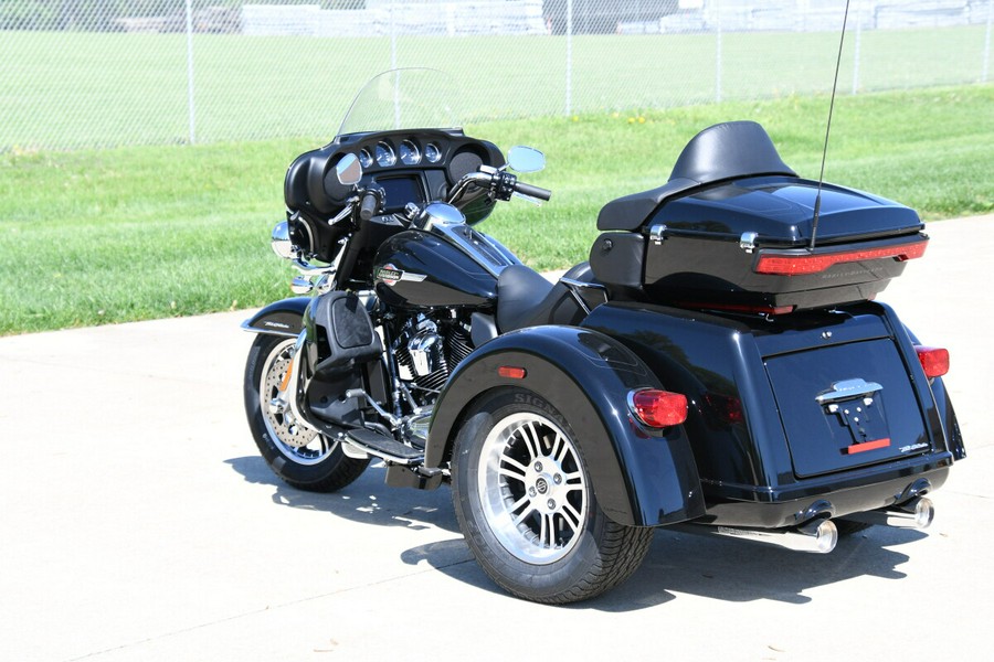 FLHTCUTG 2024 Tri Glide Ultra