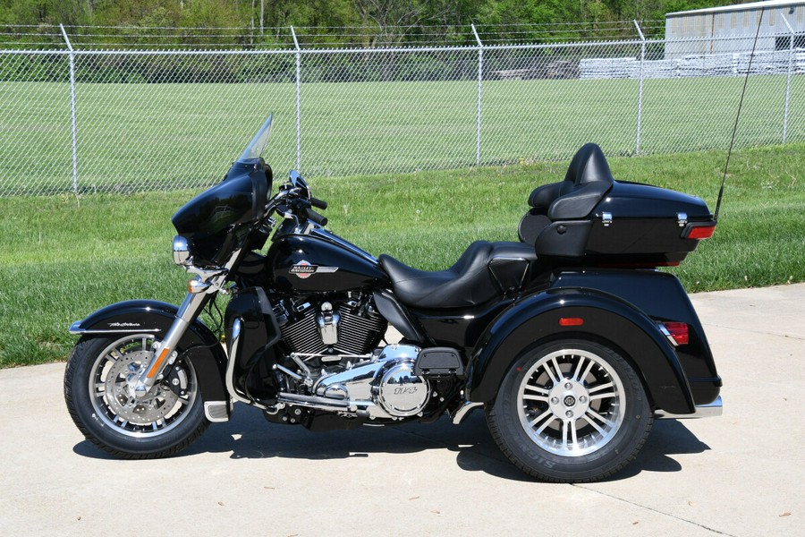 FLHTCUTG 2024 Tri Glide Ultra