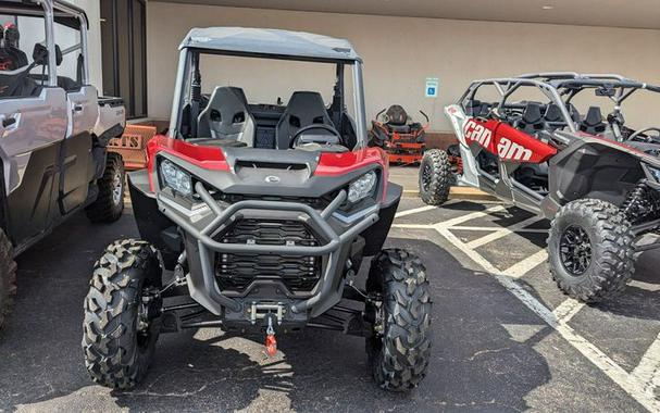 New 2025 CAN-AM COMMANDER XT 60 700 FIERY RED